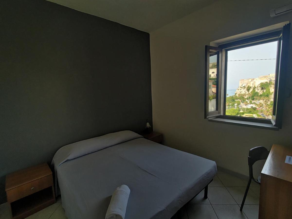 La Locanda Del Convento Тропеа Екстериор снимка
