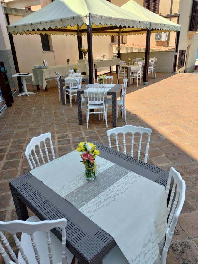 La Locanda Del Convento Тропеа Екстериор снимка
