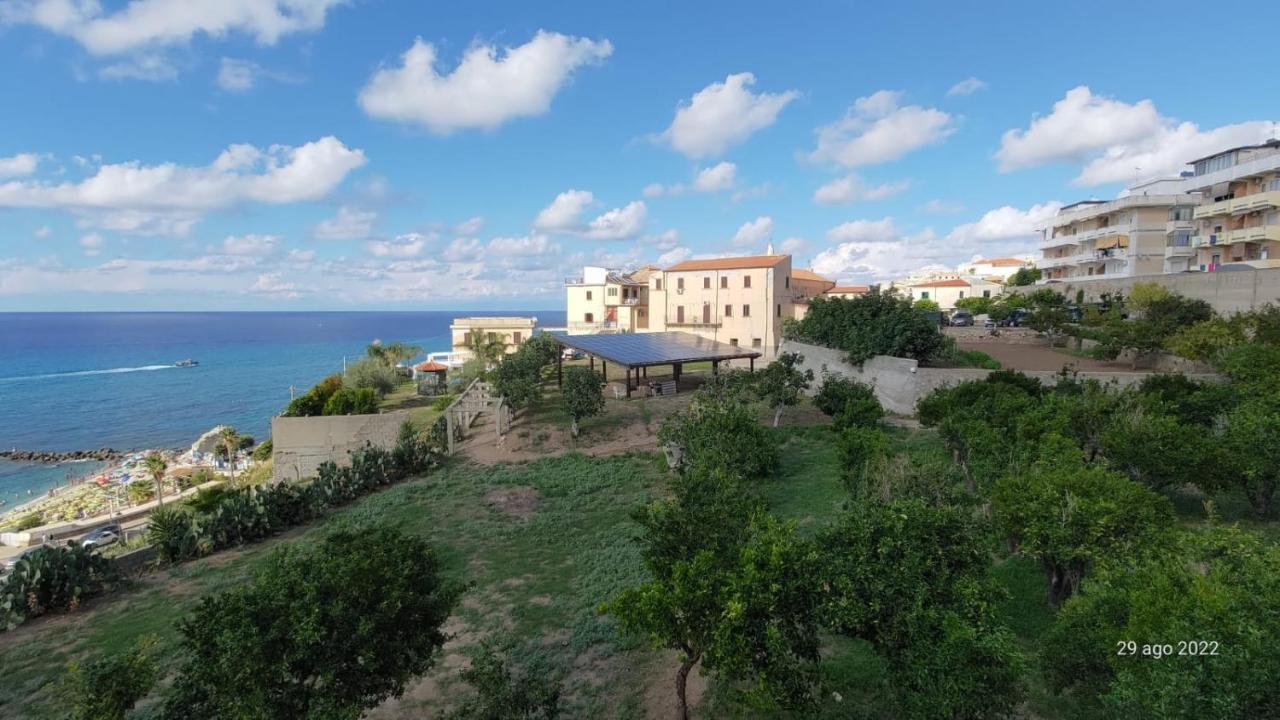 La Locanda Del Convento Тропеа Екстериор снимка